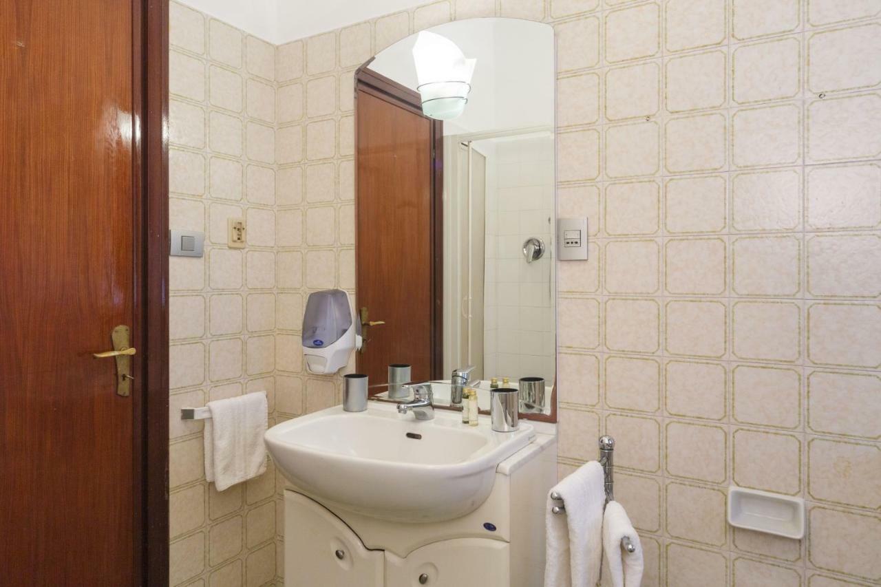 شقة Casa Anna Sea View, Pool, Parking & Wifi راباللو المظهر الخارجي الصورة